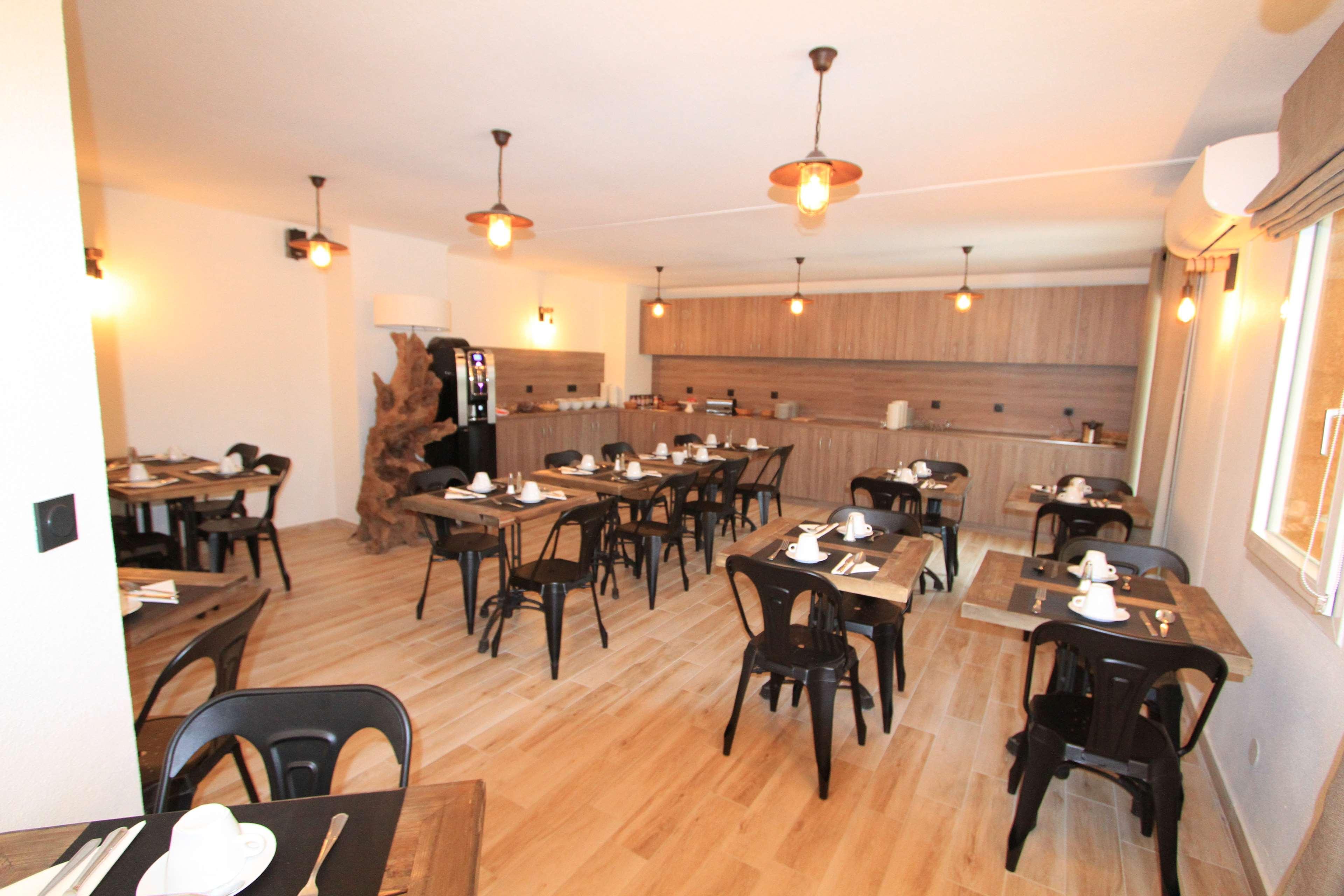 Best Western Le Vauban 프라드 외부 사진